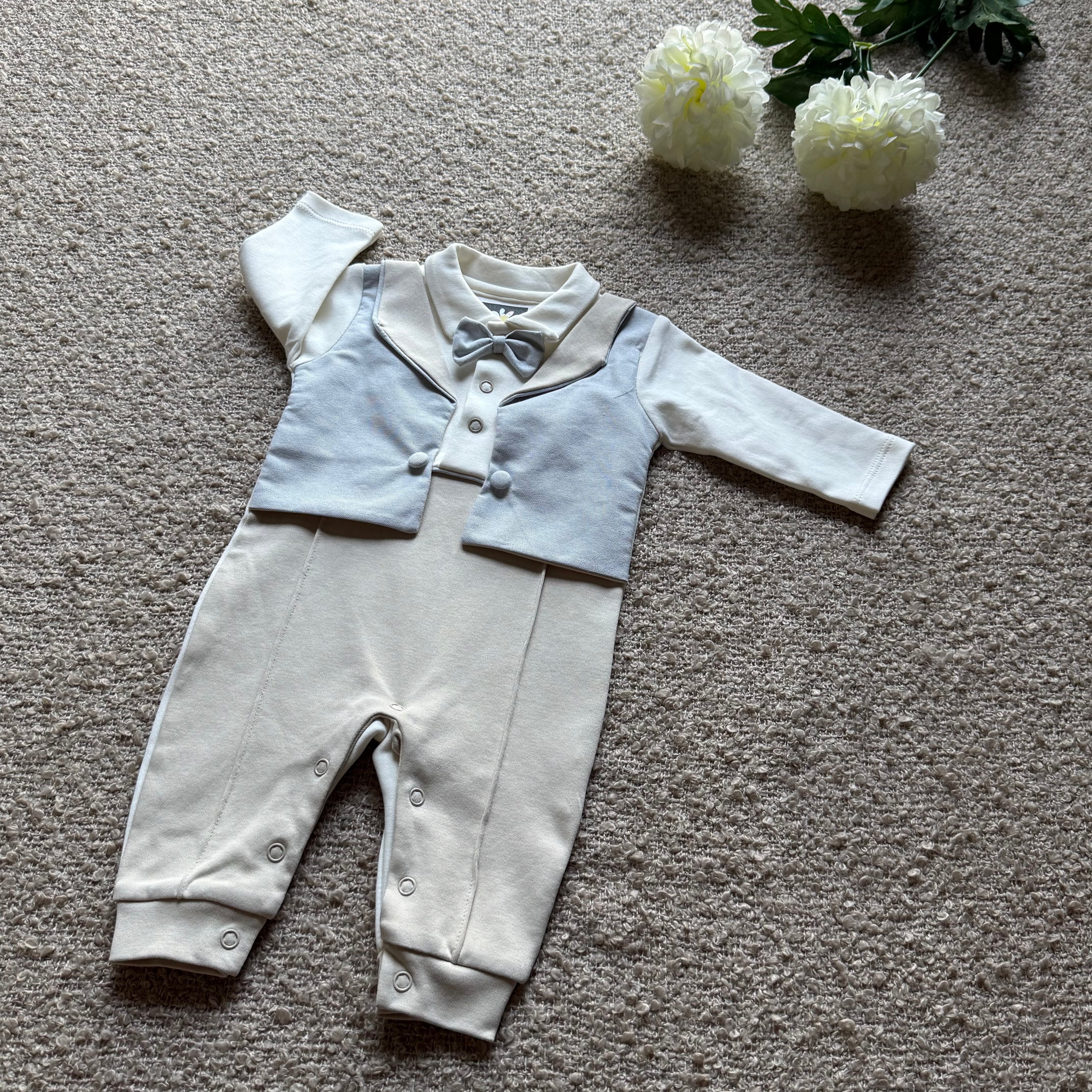 Petit Bleu Gentleman Romper – Ivory & Powder Blue