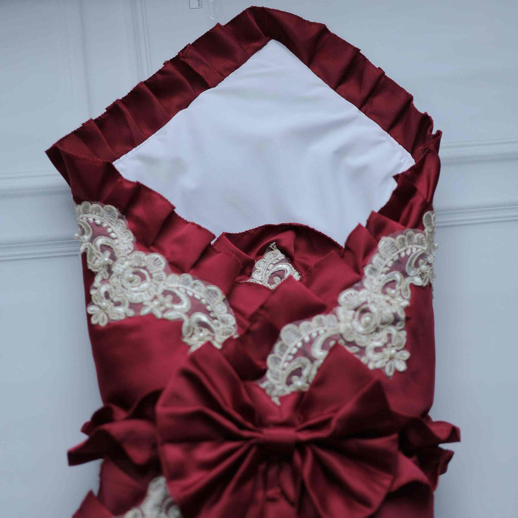 Little Maroon Muffin Wrap